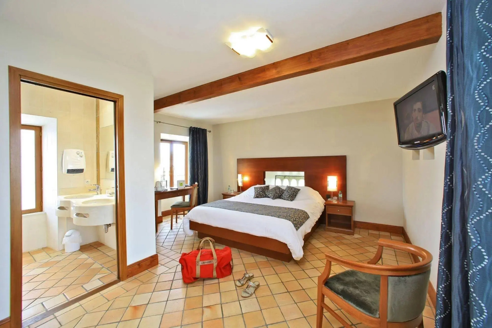 Chateau De La Sebrandière