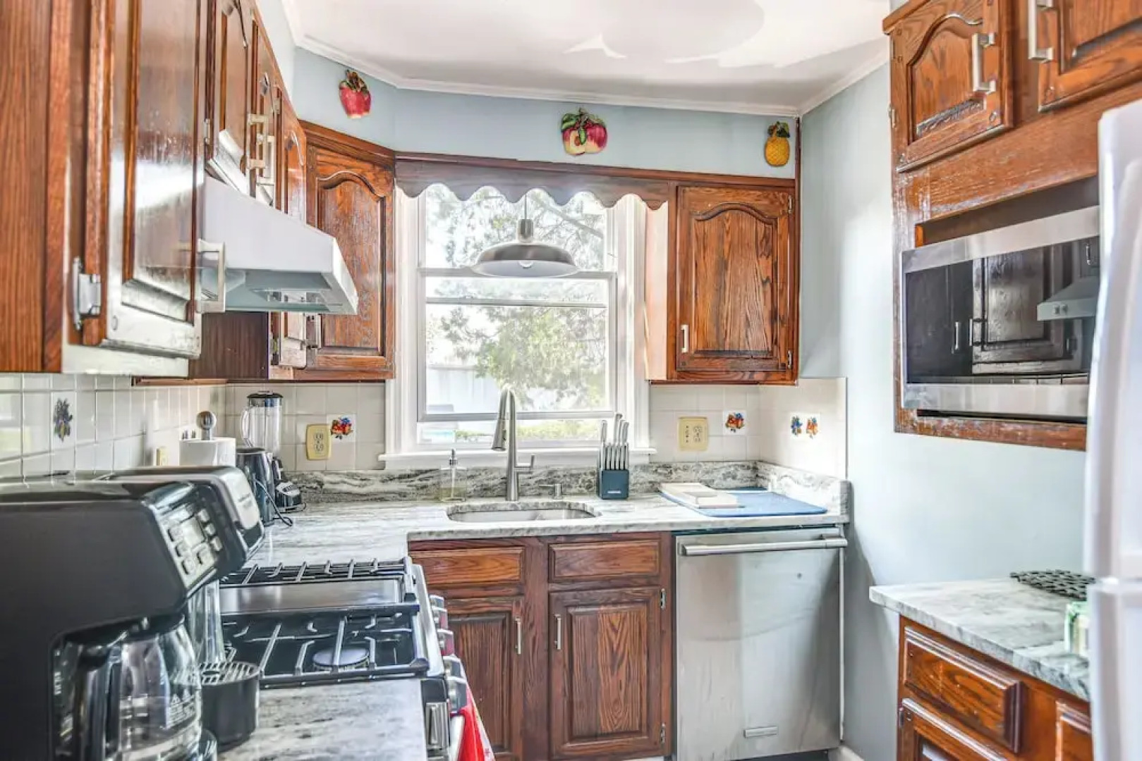 Quaint Lansdowne Getaway Near Downtown Philly!