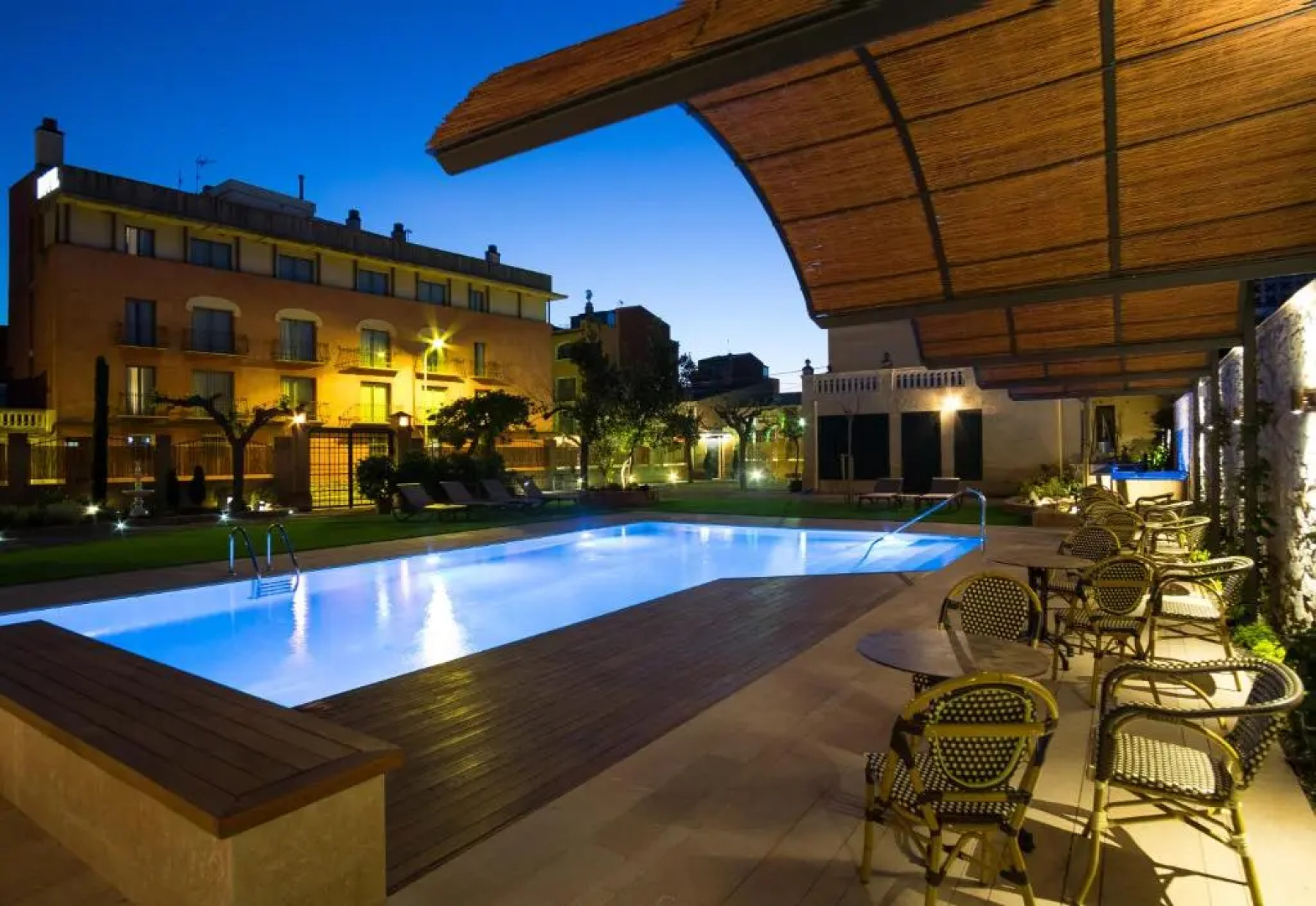 Apartamentos Sant Jordi Montbrio