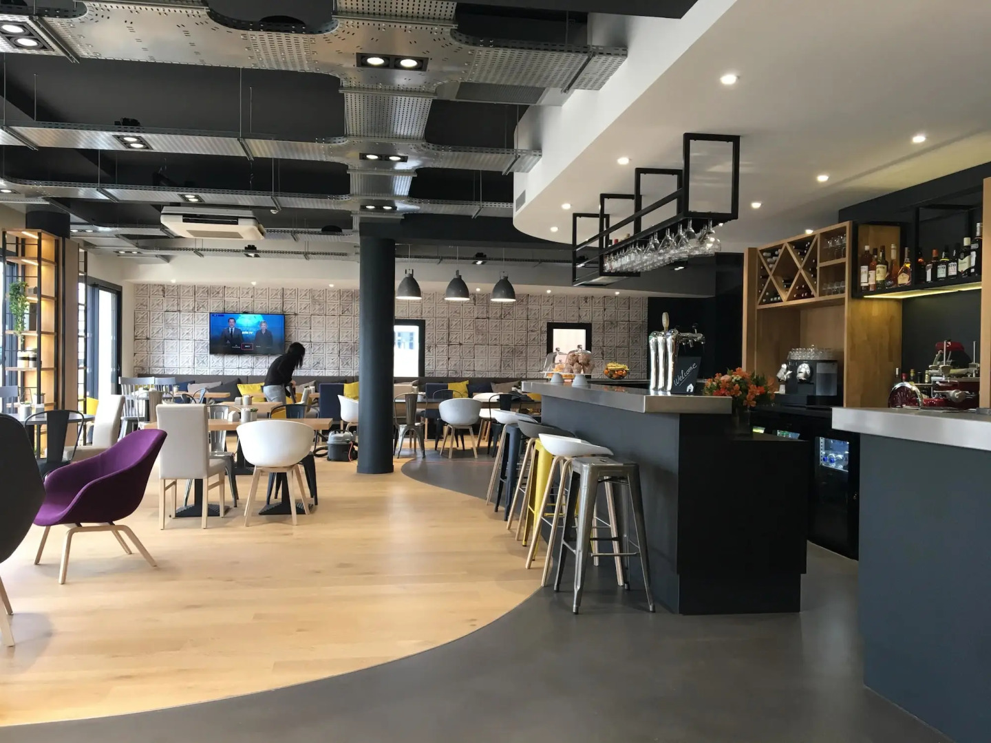 Campanile Laval Nord