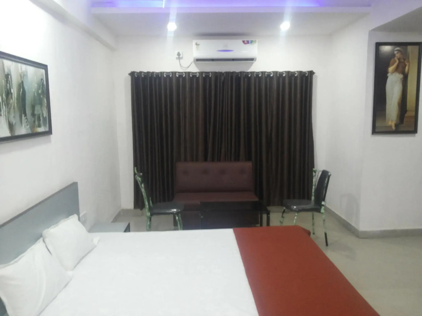 Hotel Galaxy's Vaibhav