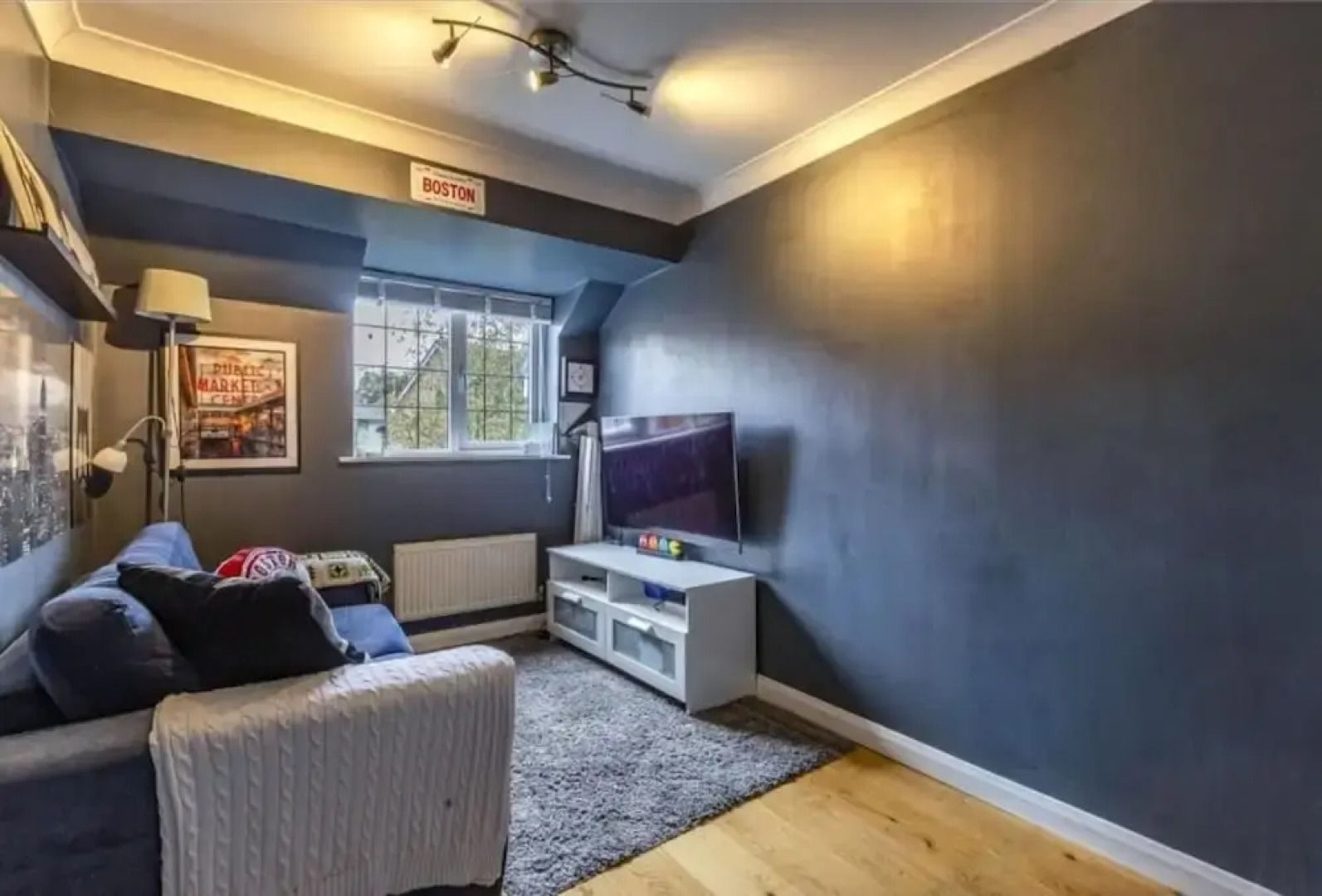 Homely 4 Bedroom House Addlestone