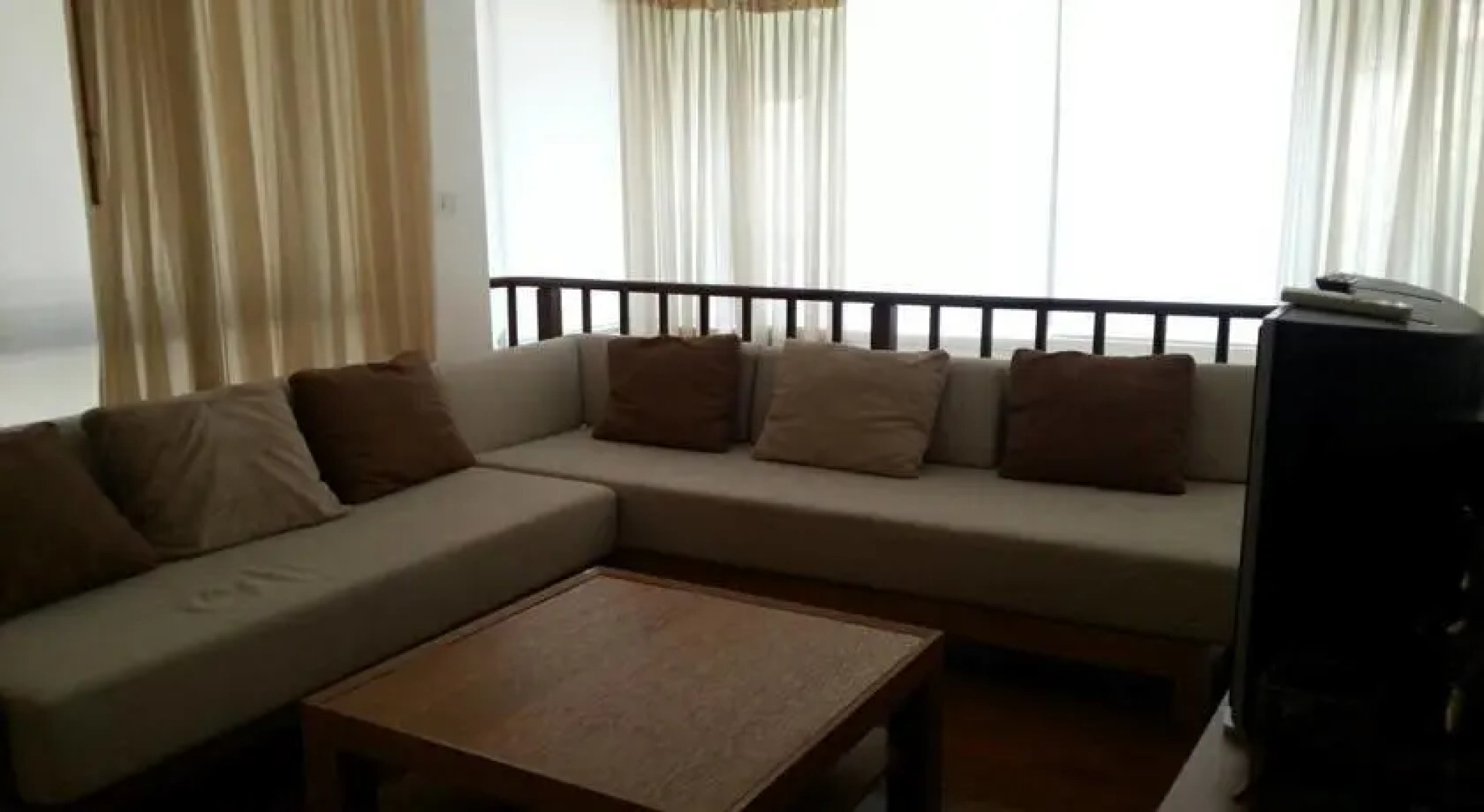 Boathouse Huahin Lagoon1