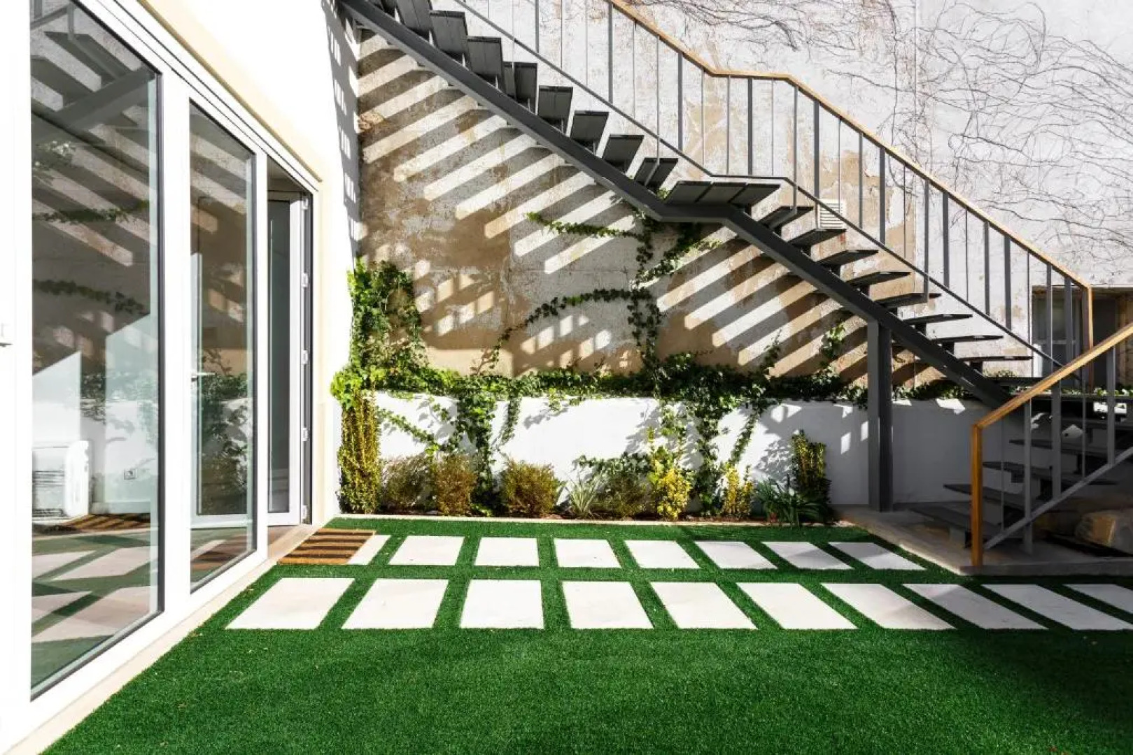 Chalet Estoril Luxury Apartments