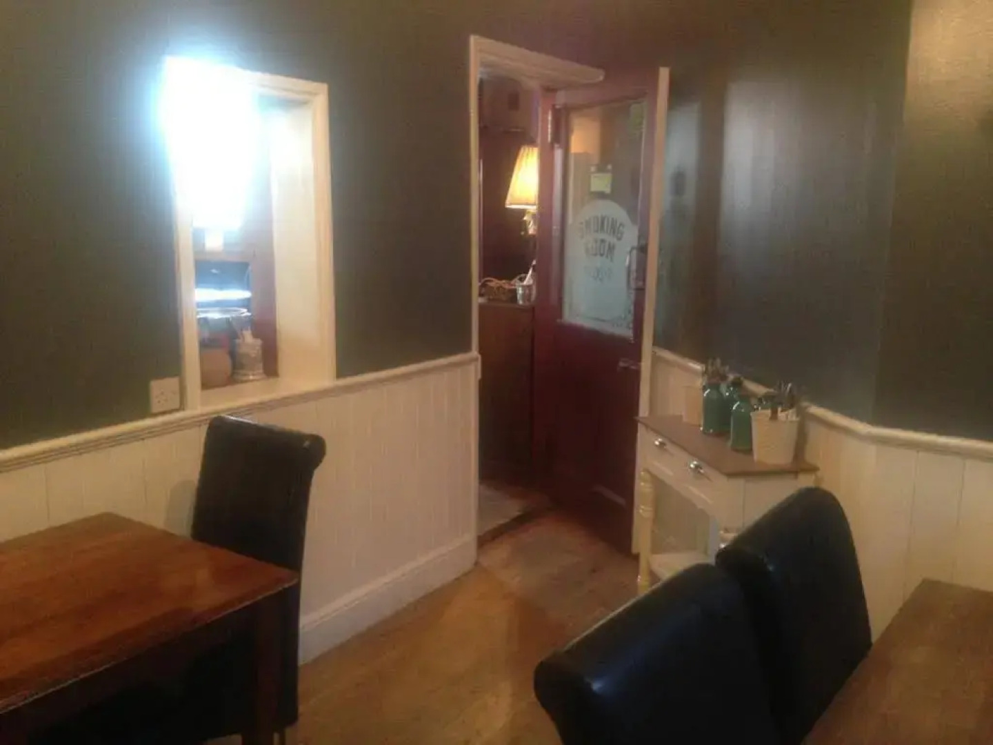 The Crown Inn - By Blunt Bars