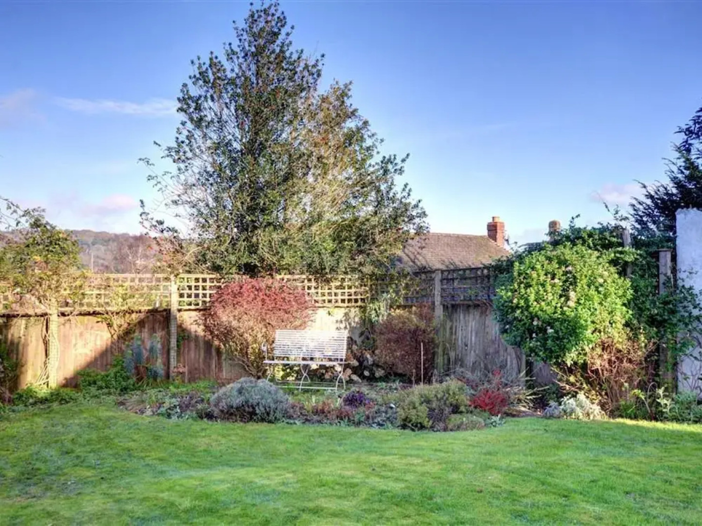Stunning Holiday Home in Robertsbridge with Private Garden