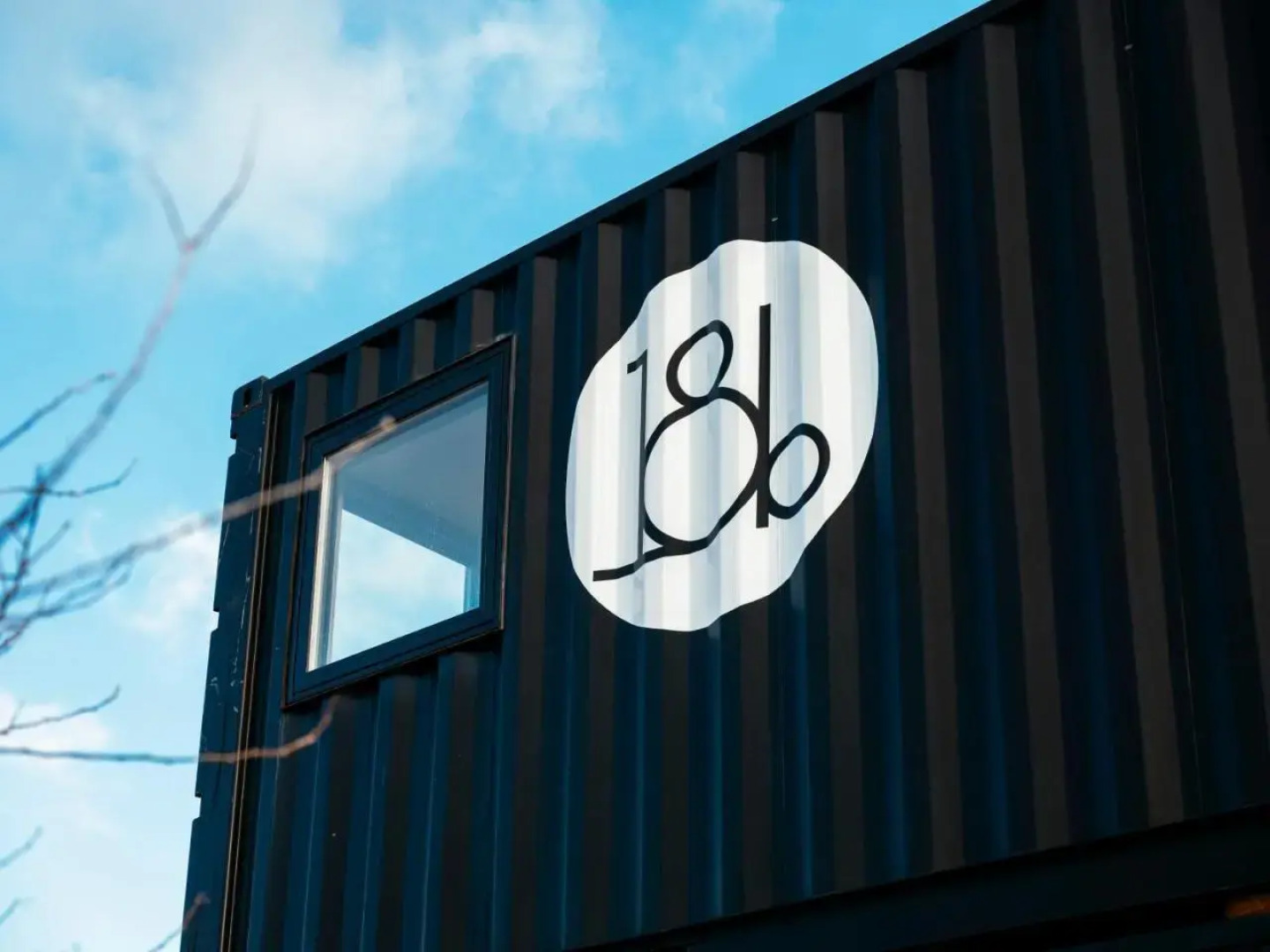 Containerhus 18b