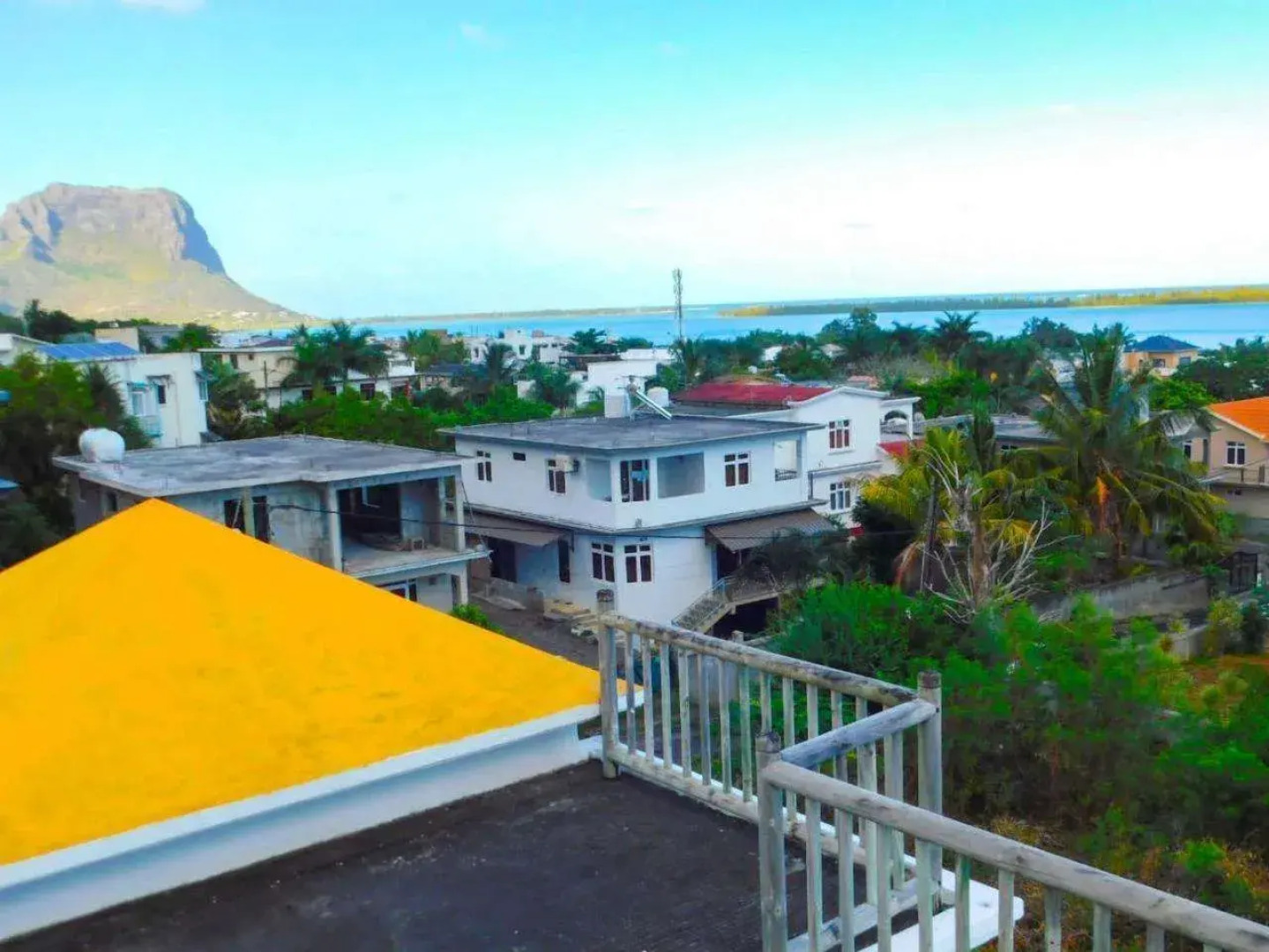 Tulsi Apartment & Studio