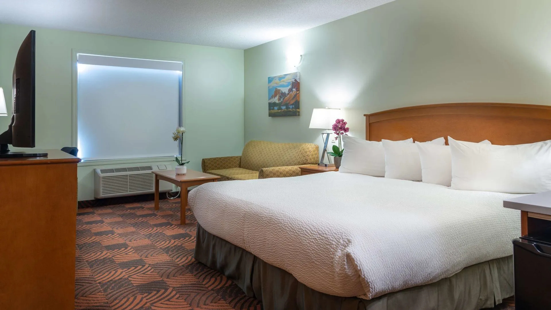 Service Plus Inns and Suites Calgary