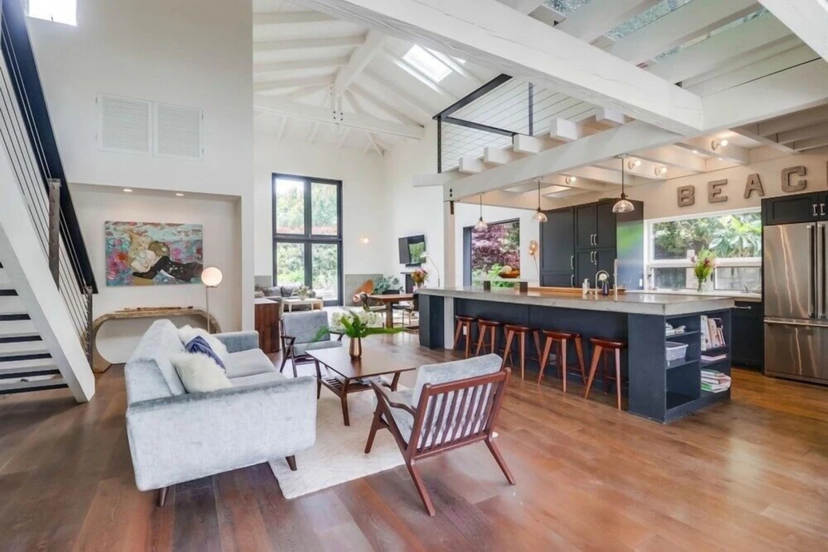 1155 Hymettus Ave 4 Bedroom Home by Redawning