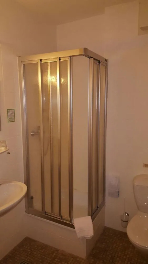 AZK Arbeitnehmer Zentrum Königswinter