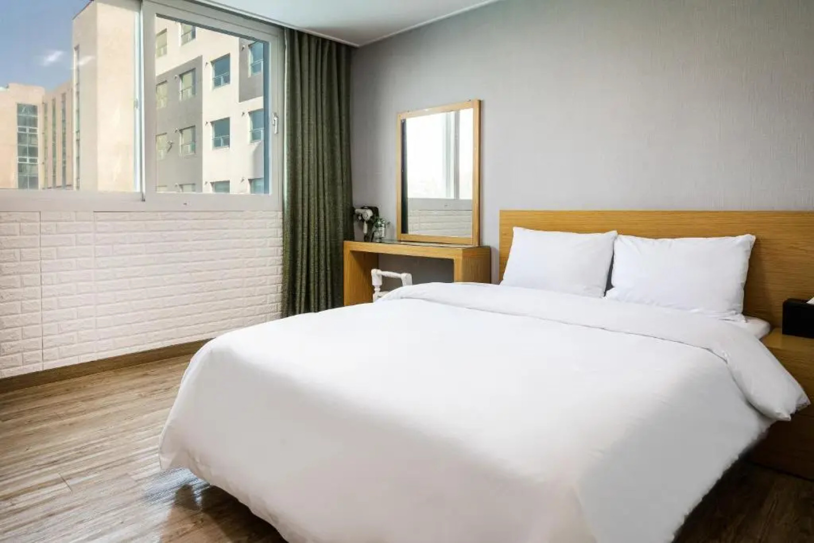 Spring and Autumn Hotel&Resort