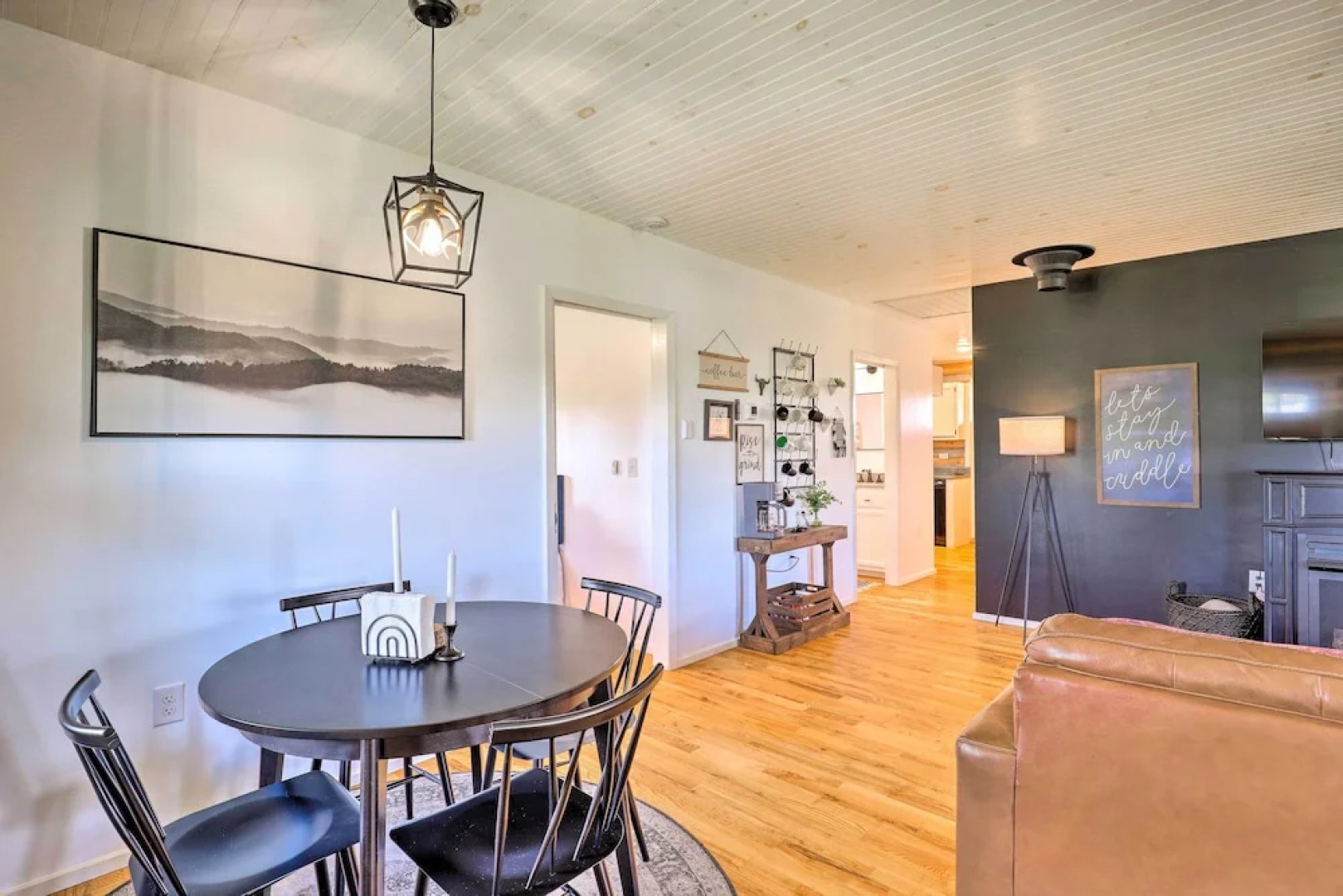 17 Mi to Appalachian Trail: Marshall Mtn Retreat!