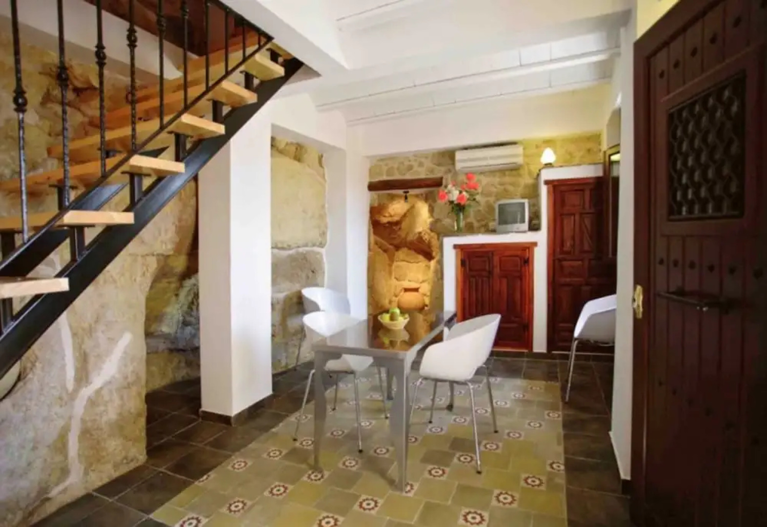 House With 2 Bedrooms in Chiclana de Segura, With Wonderful Mountain V