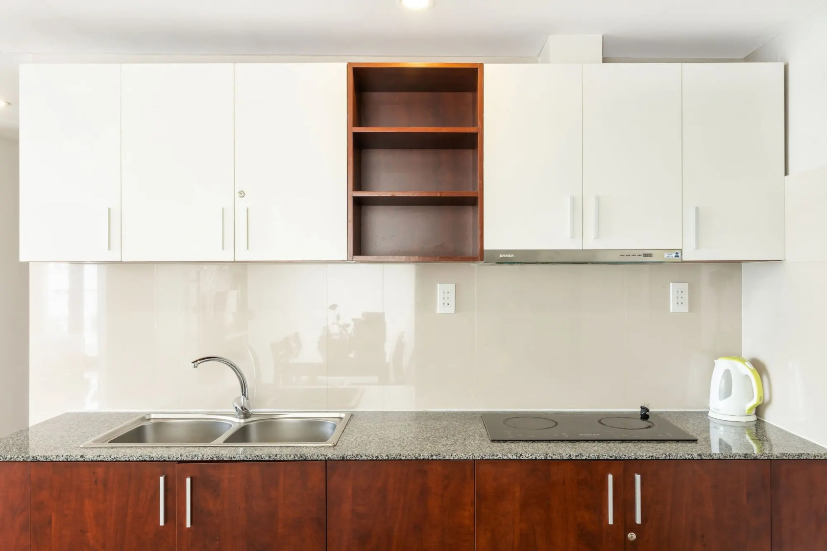 Paris Nha Trang Hotel & Apartment