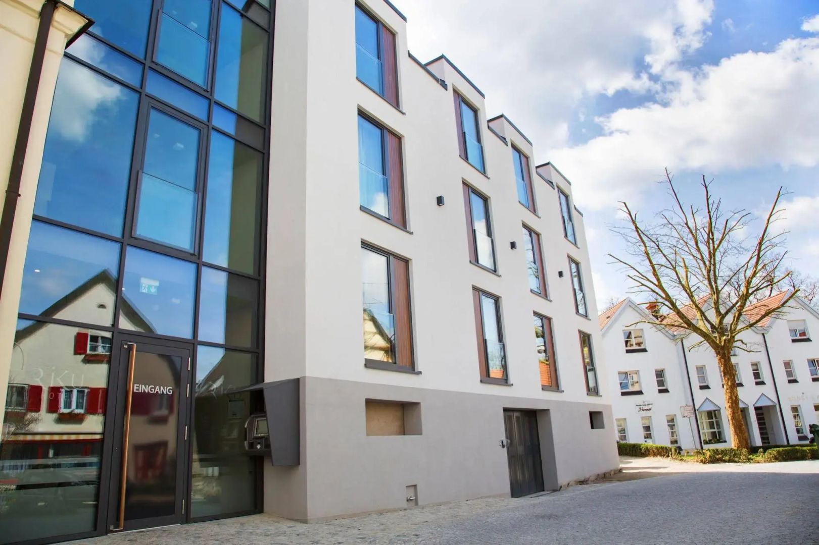 RiKu HOTEL Weissenhorn