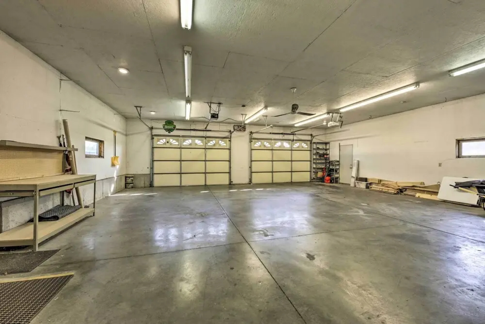 Rock River Waterfront Cabin: Dock & Game Room!