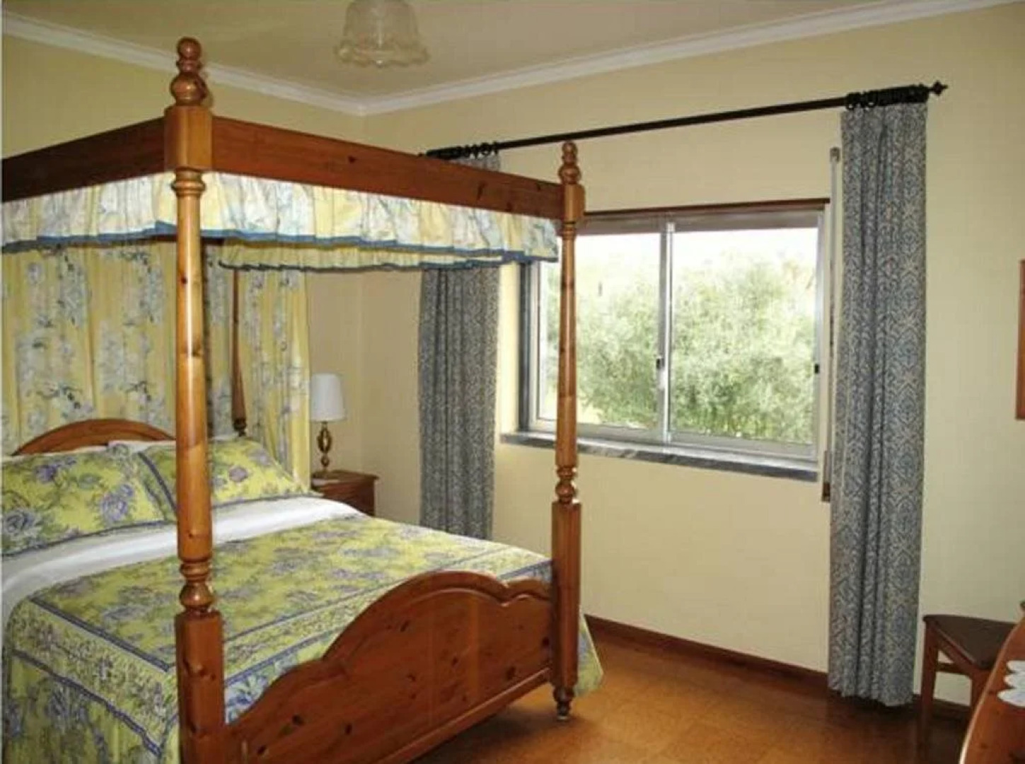 CASA CERES Bed & Breakfast