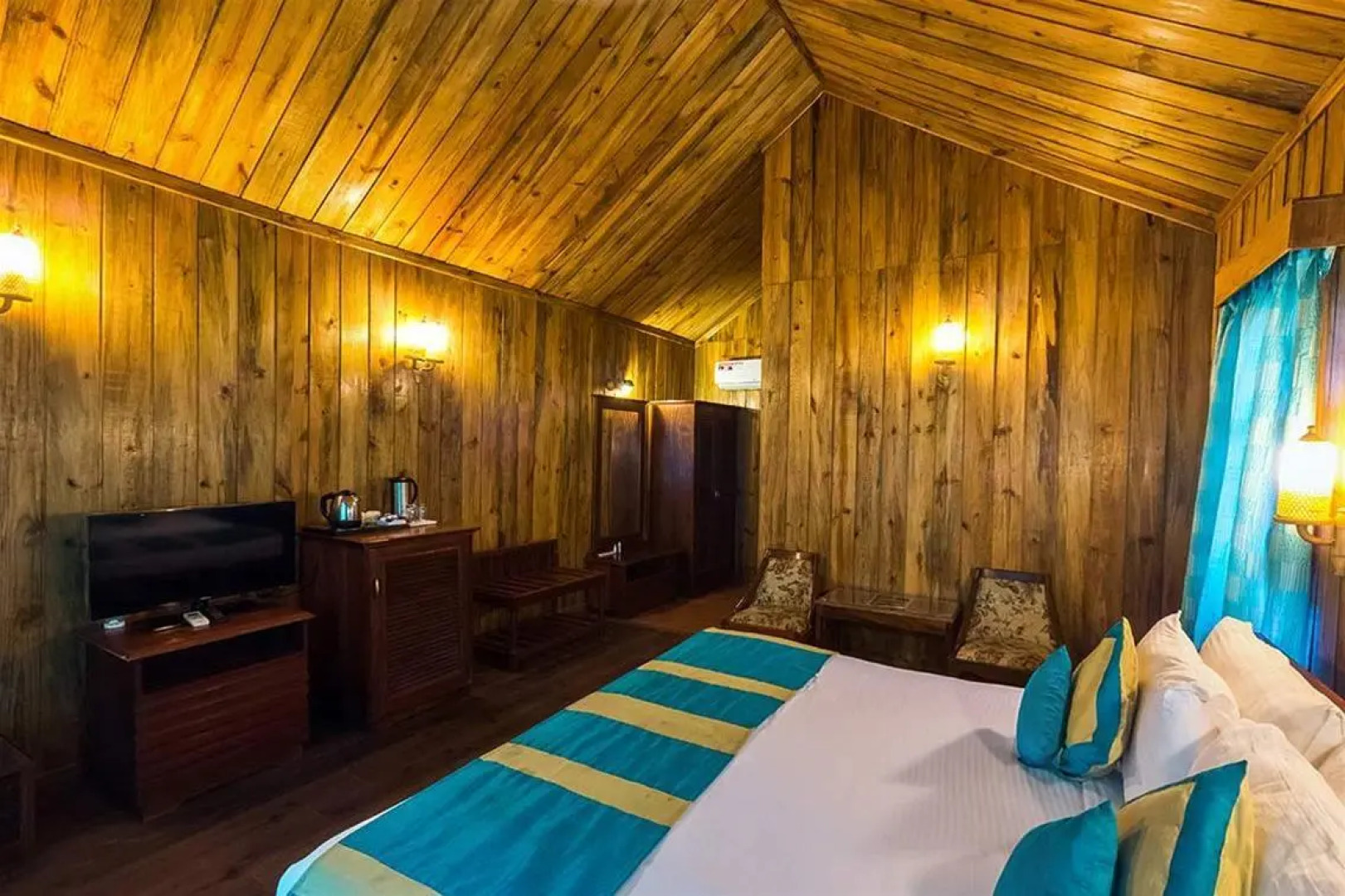 Symphony Palms Beach Resort