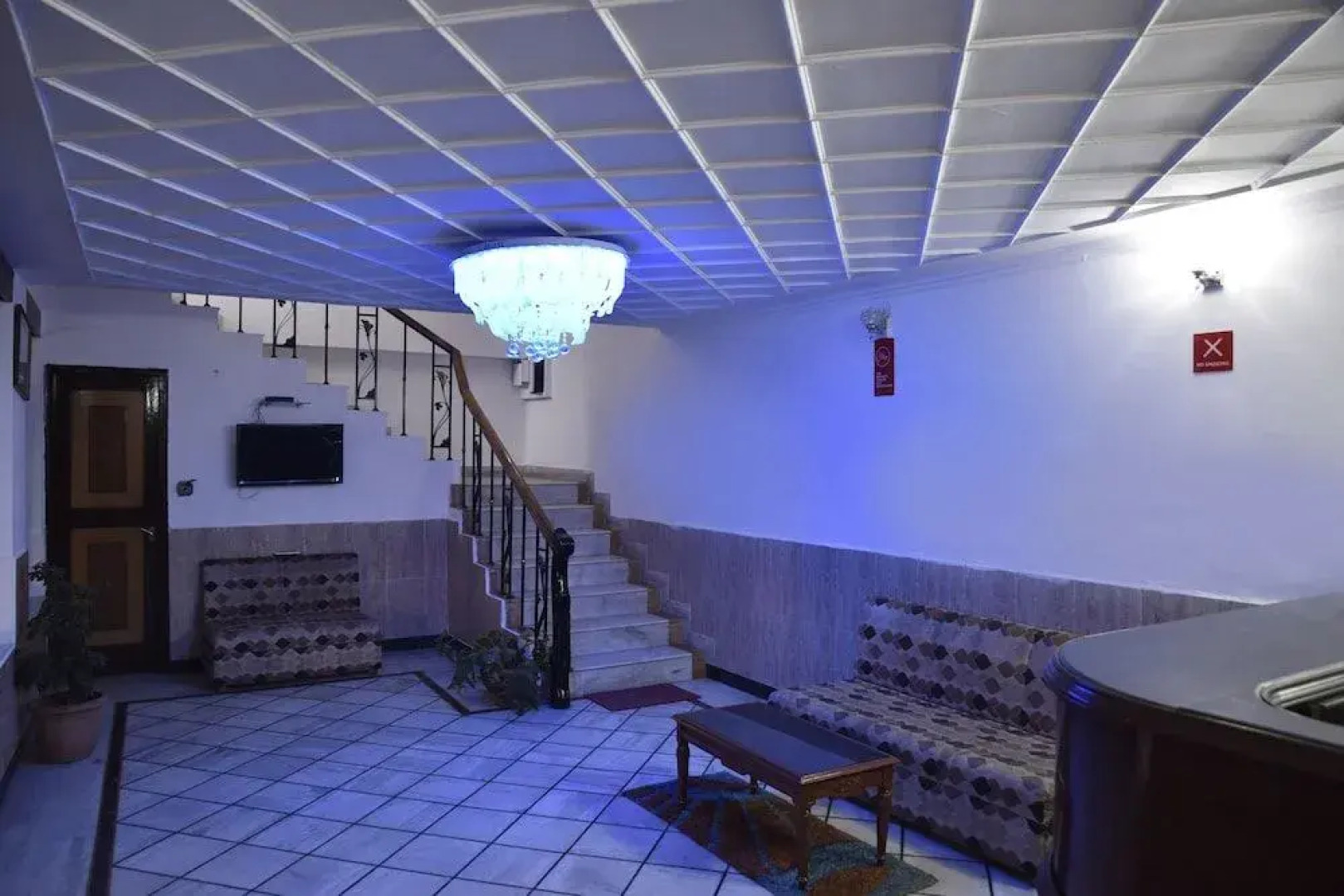 Hotel Swarn Palace by OYO Rooms