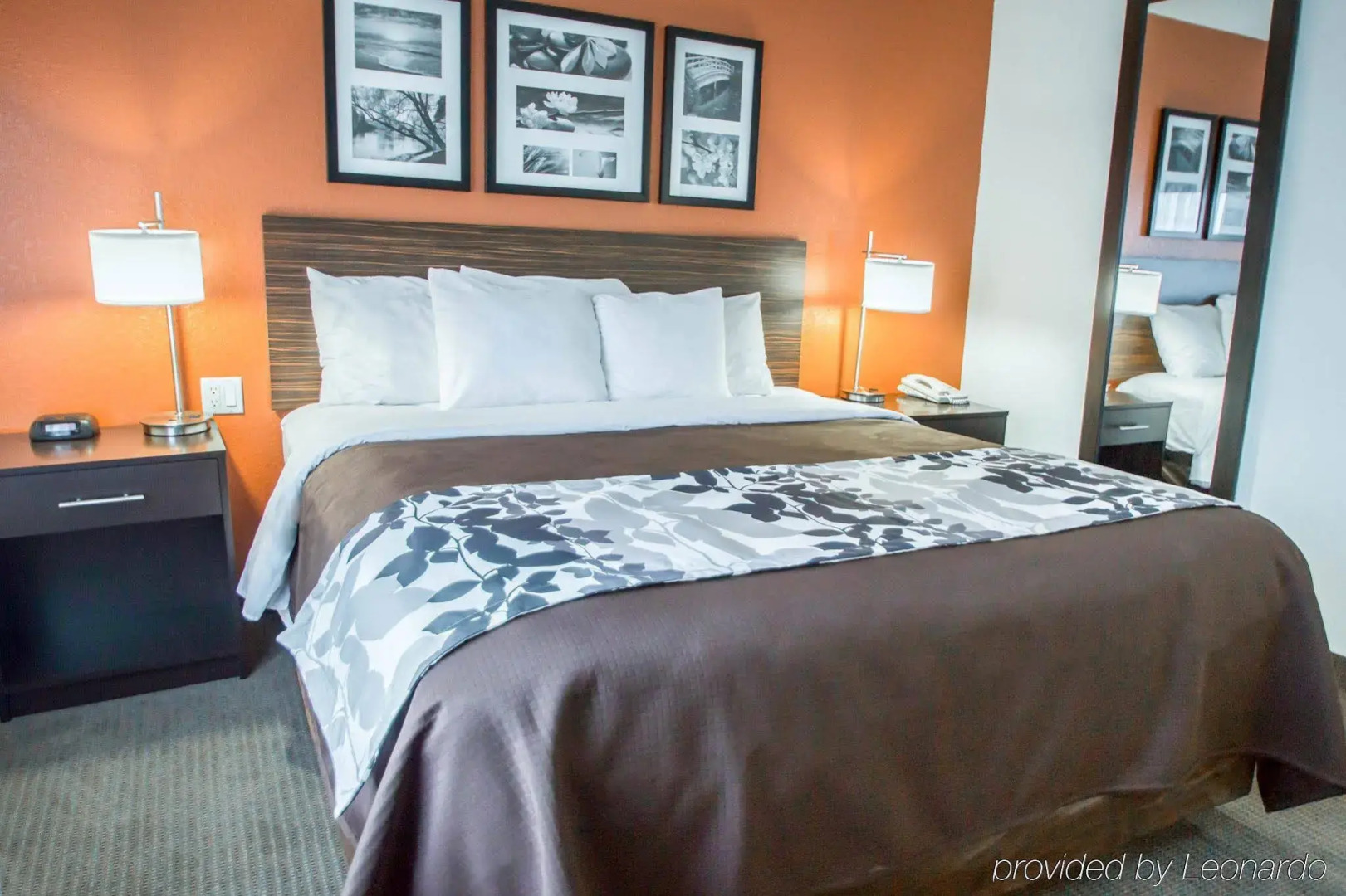 Sleep Inn & Suites Riverfront