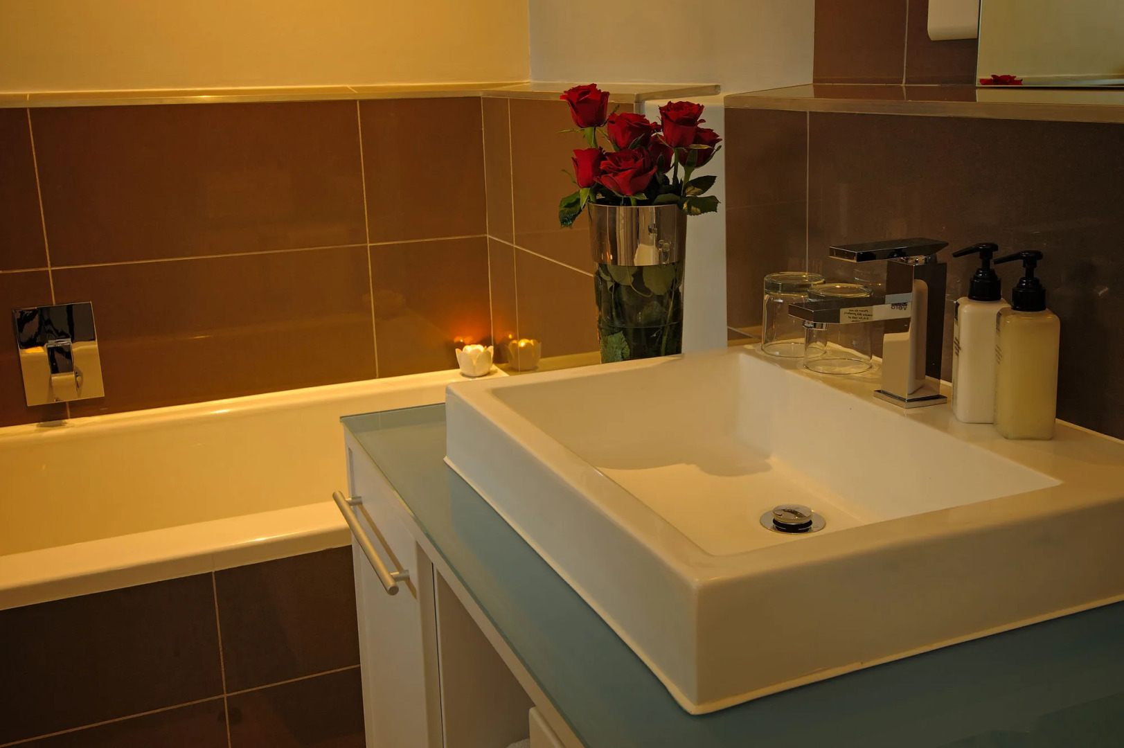 Отель Whale Coast All-Suite-Hotel