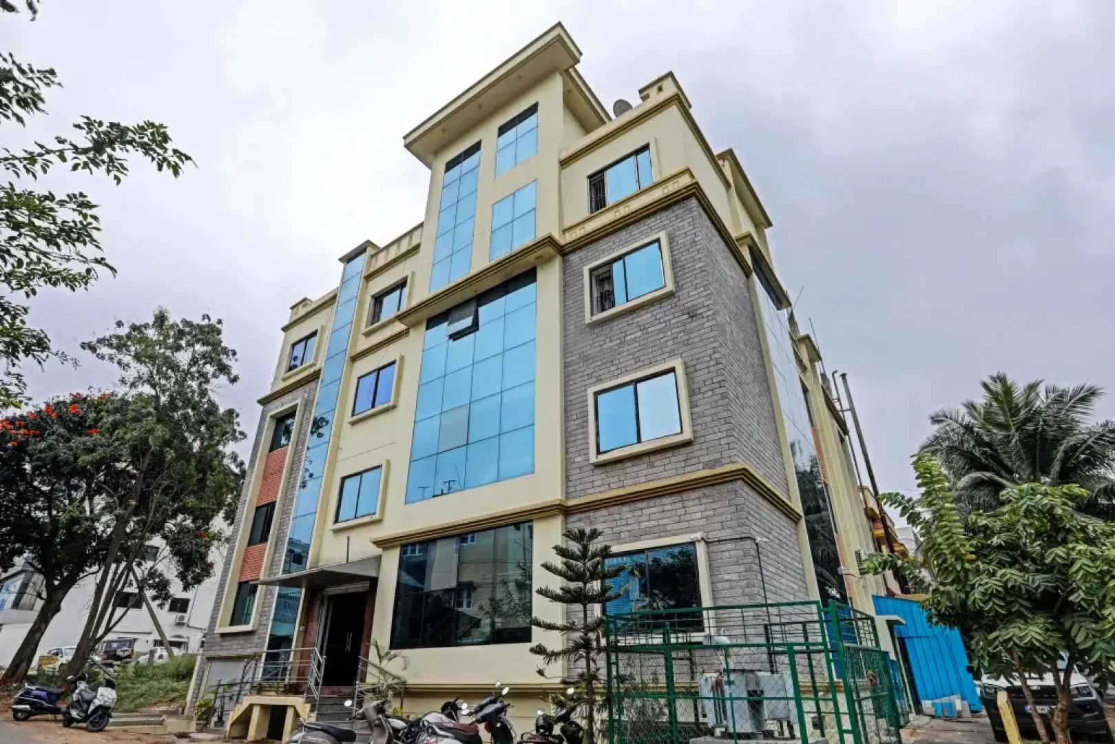 Anurah Residency by OYO Rooms