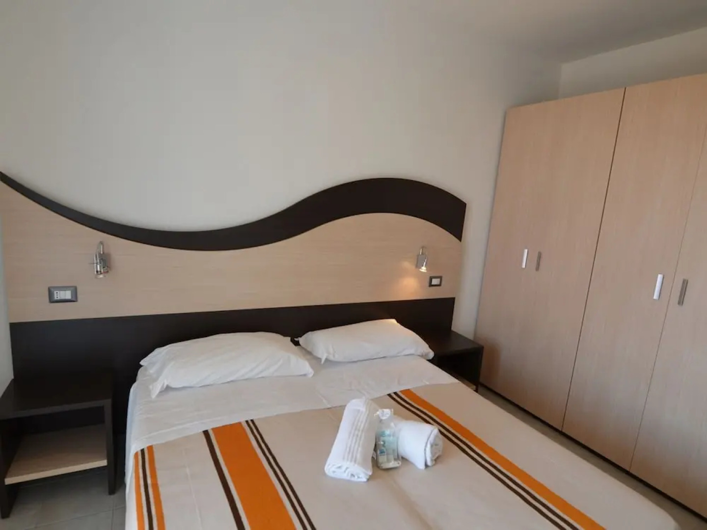 Residence with Wifi and Pool in the Heart of the Po Delta Park, Near the Sea