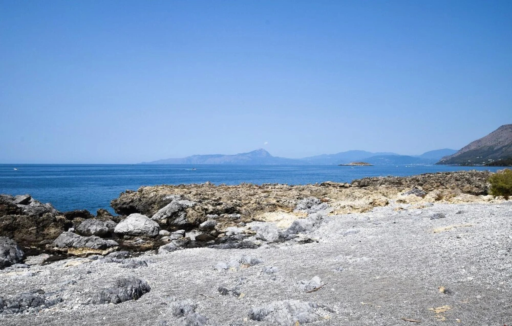 Nice Home in Nicotera Marina With 3 Bedrooms and Wifi