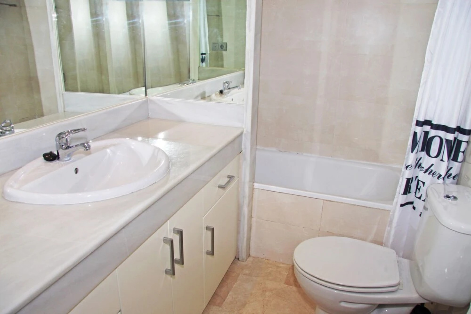 Apartamento Puerta Real Granada Canovas (GC)