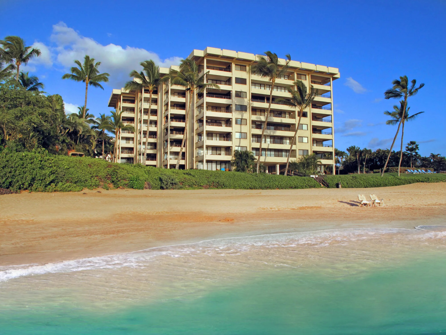 Polo Beach Club Vacation Rentals - APlus Resorts