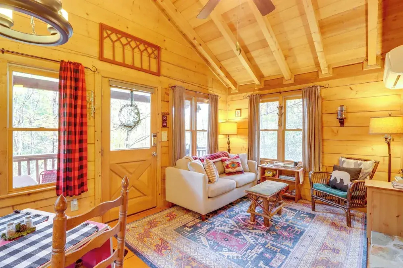 'little Fox Den Ellijay Cabin Rental w/ Hot Tub!