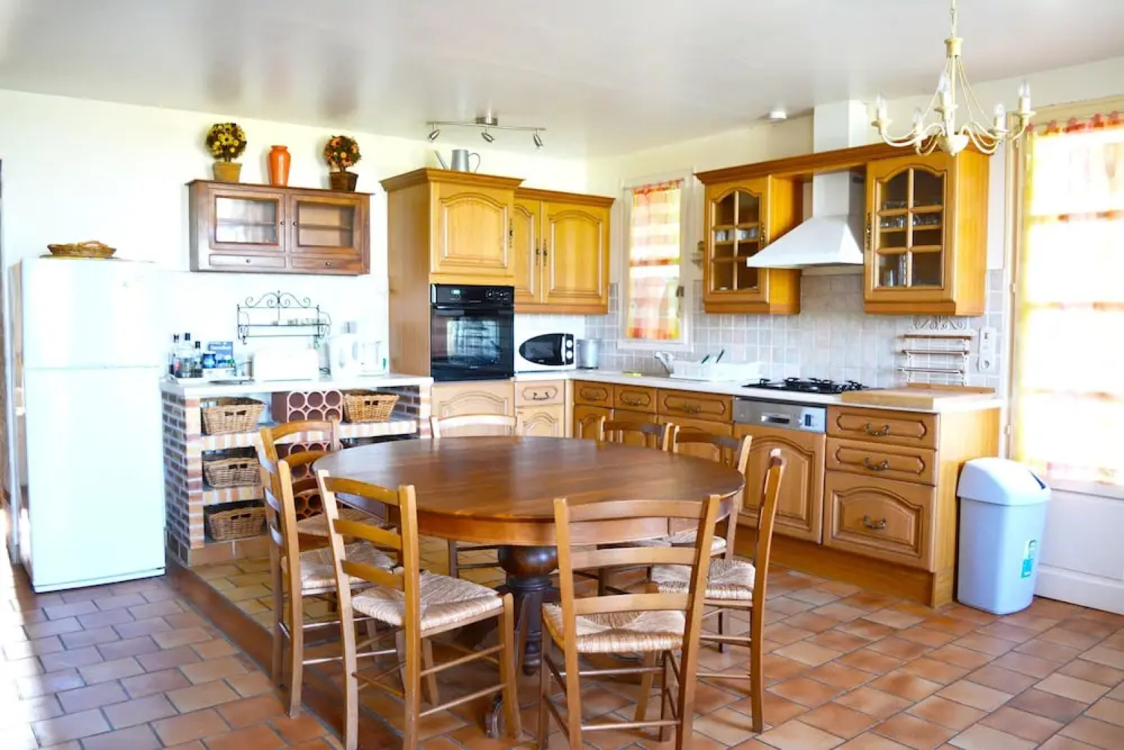 Villa With 6 Bedrooms in Thénac, With Private Pool and Furnished Garde