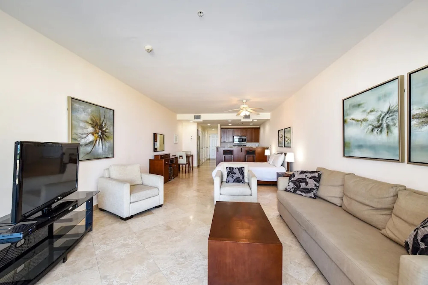 La Vista Azul Resort