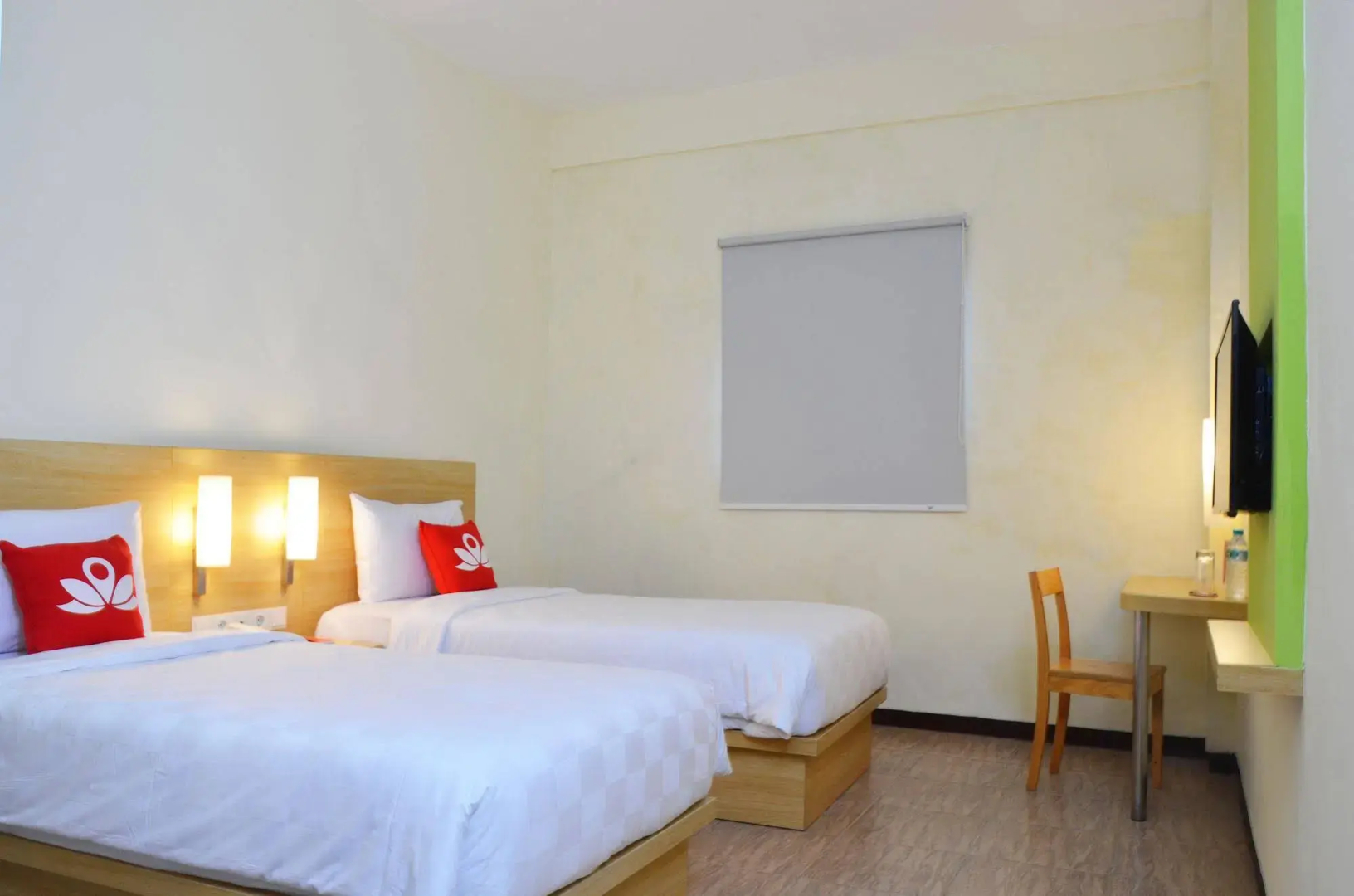 ZEN Rooms Raya Rungkut