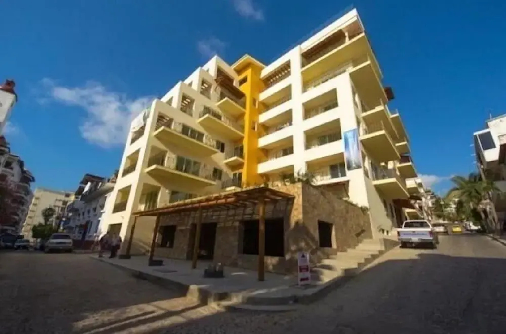 Romantic Zone V177 Studio