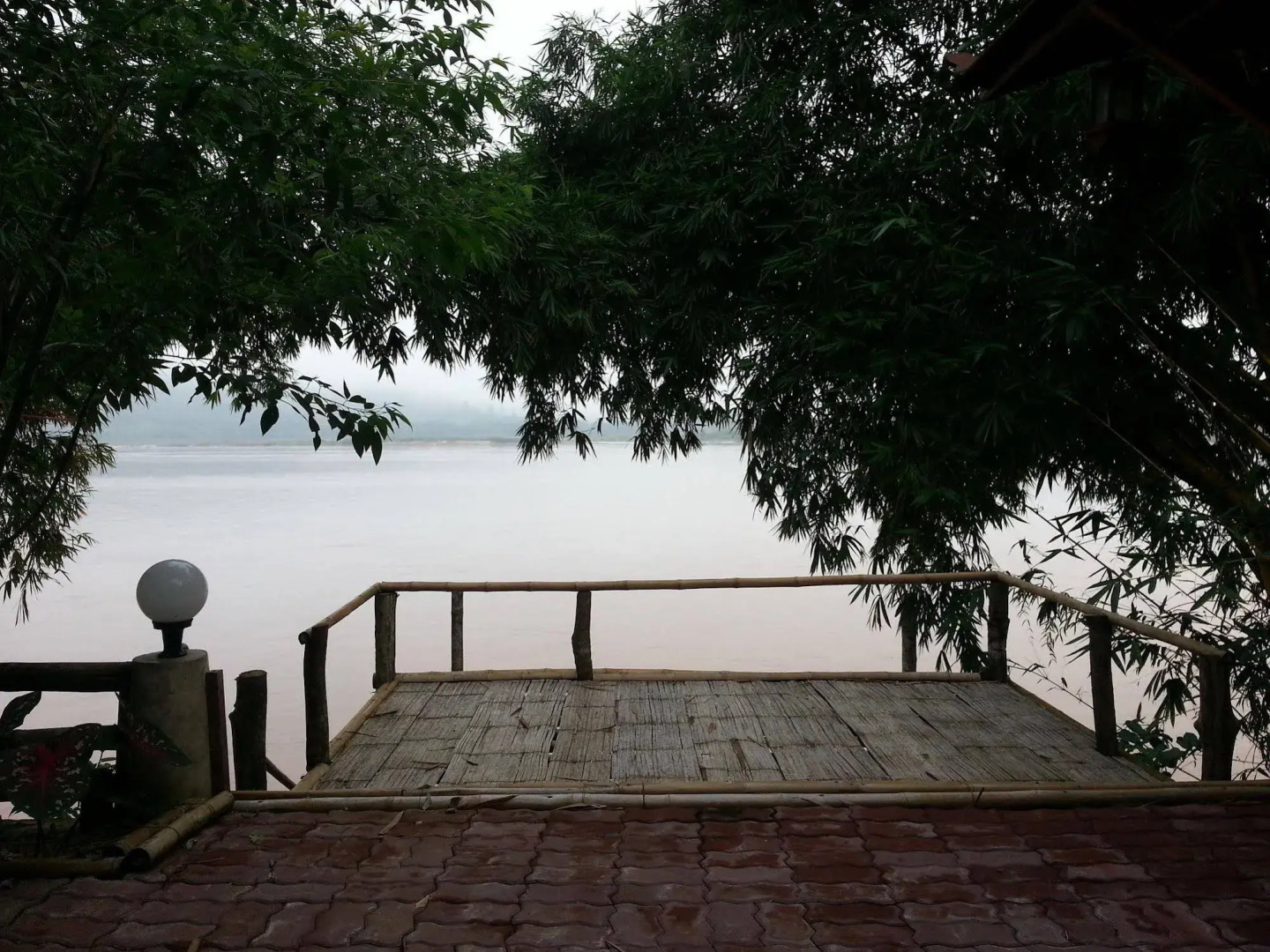 Rim Nam Kong Homestay