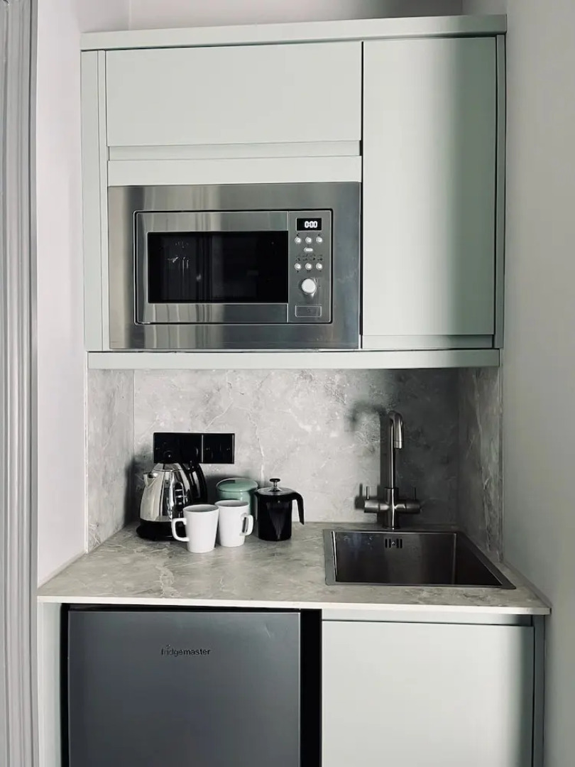 Room in the Borders - 1 Sime Place