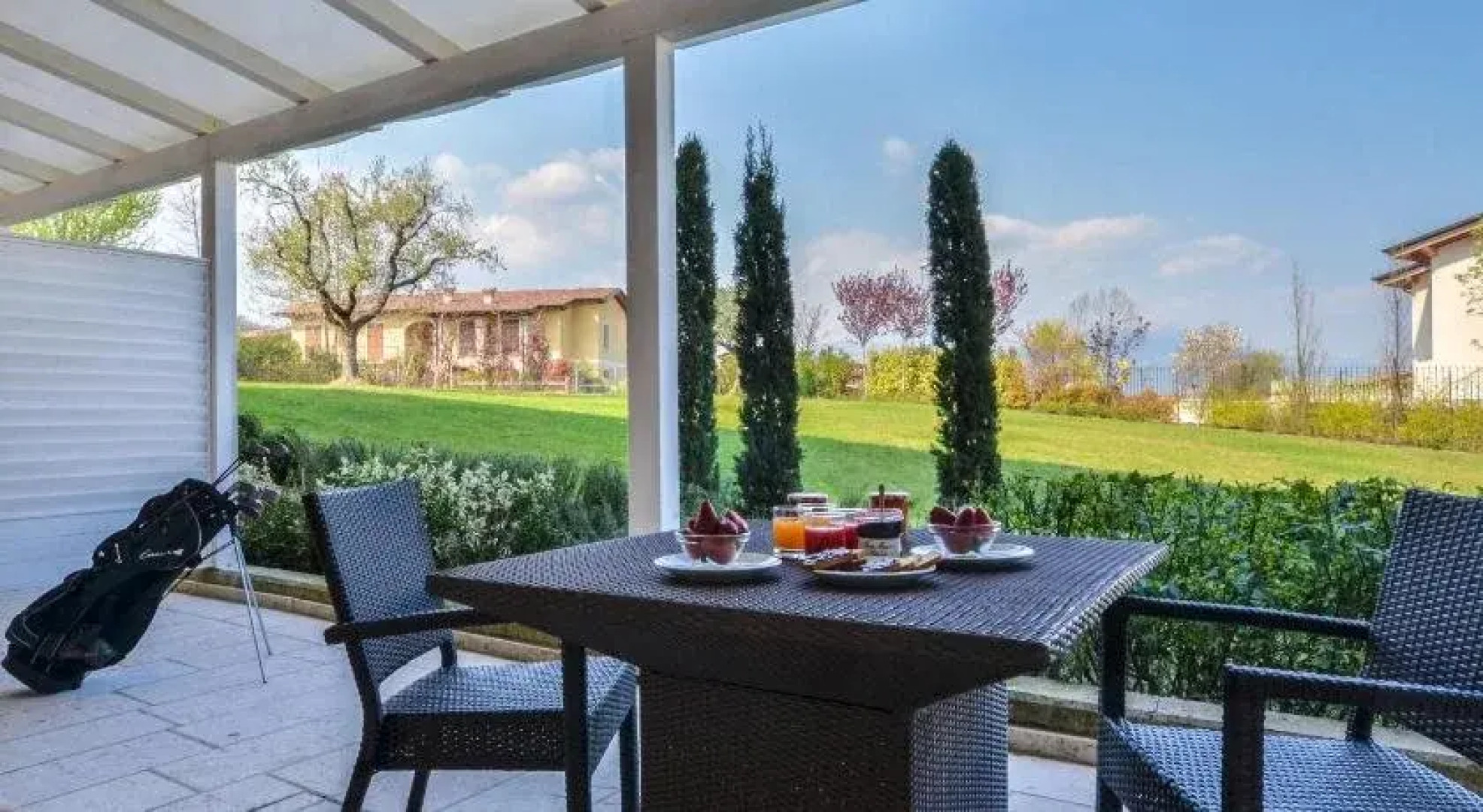 Polpenazze Halldis Apartments