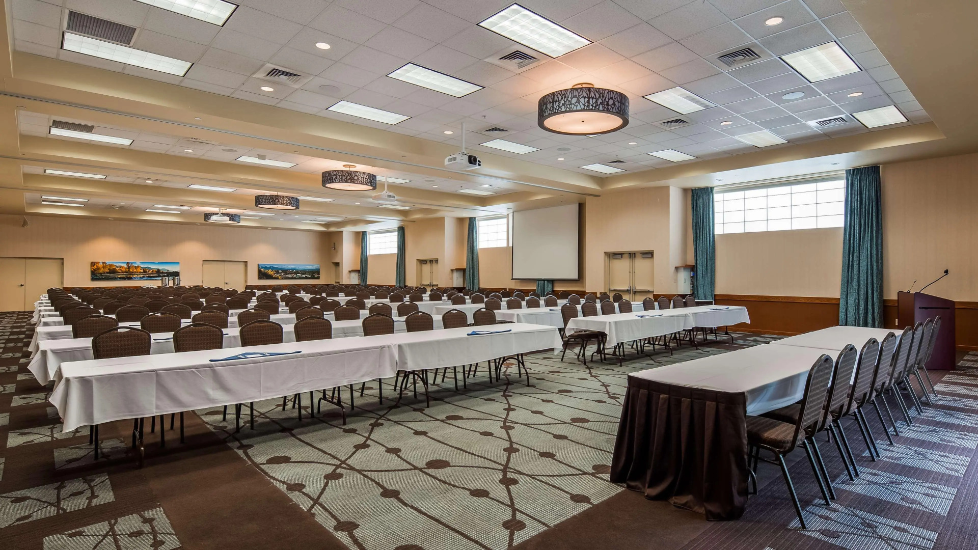 Best Western Plus GranTree Inn