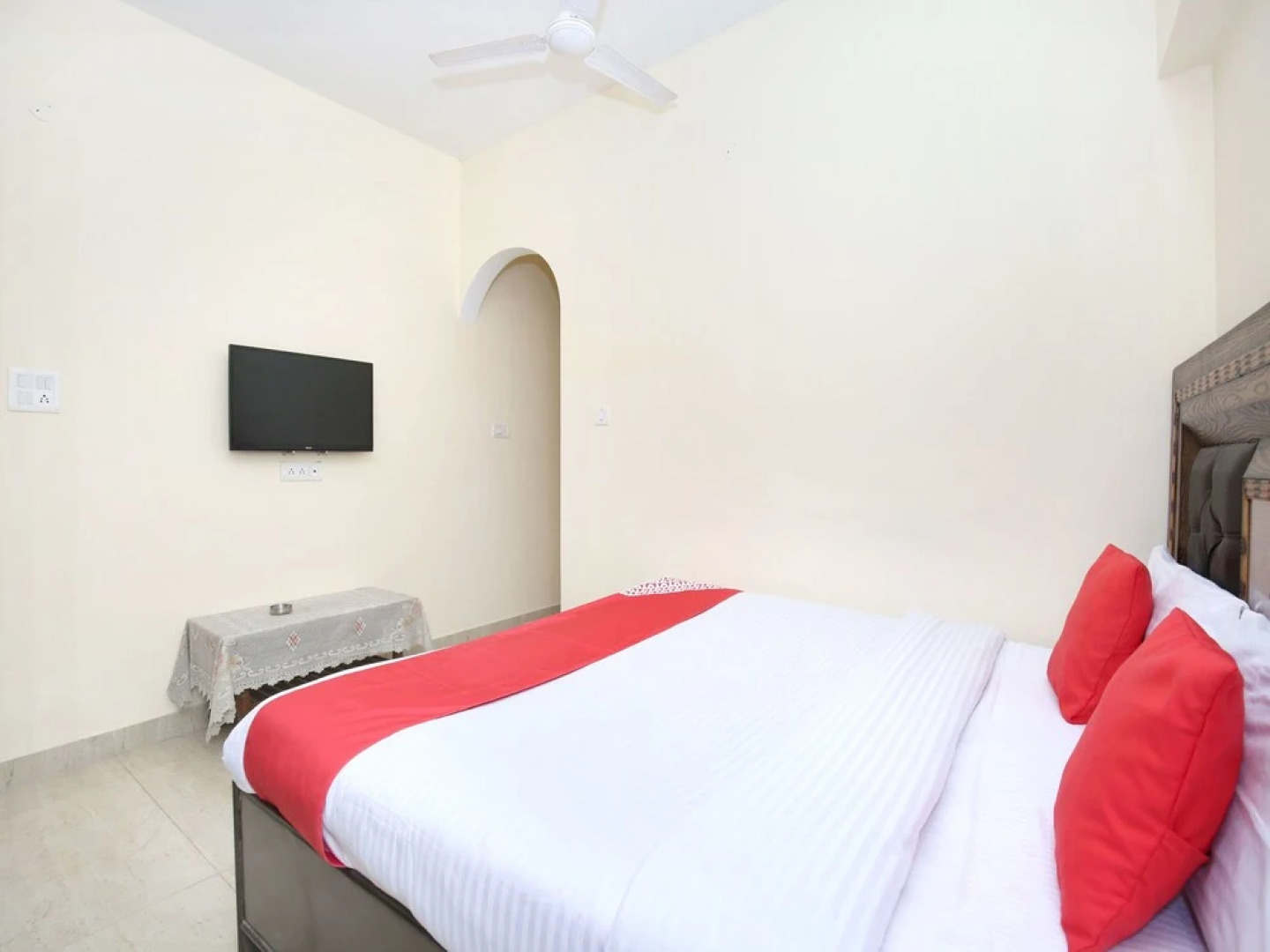 OYO 13228 Home 1BHK Aanji Solan