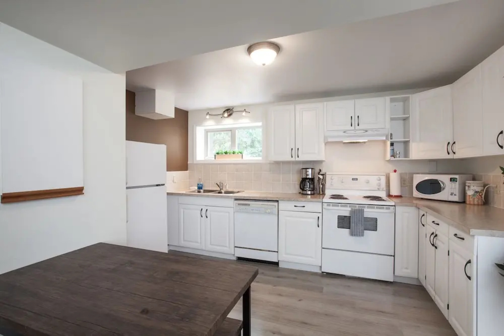 Base Camp Guest House