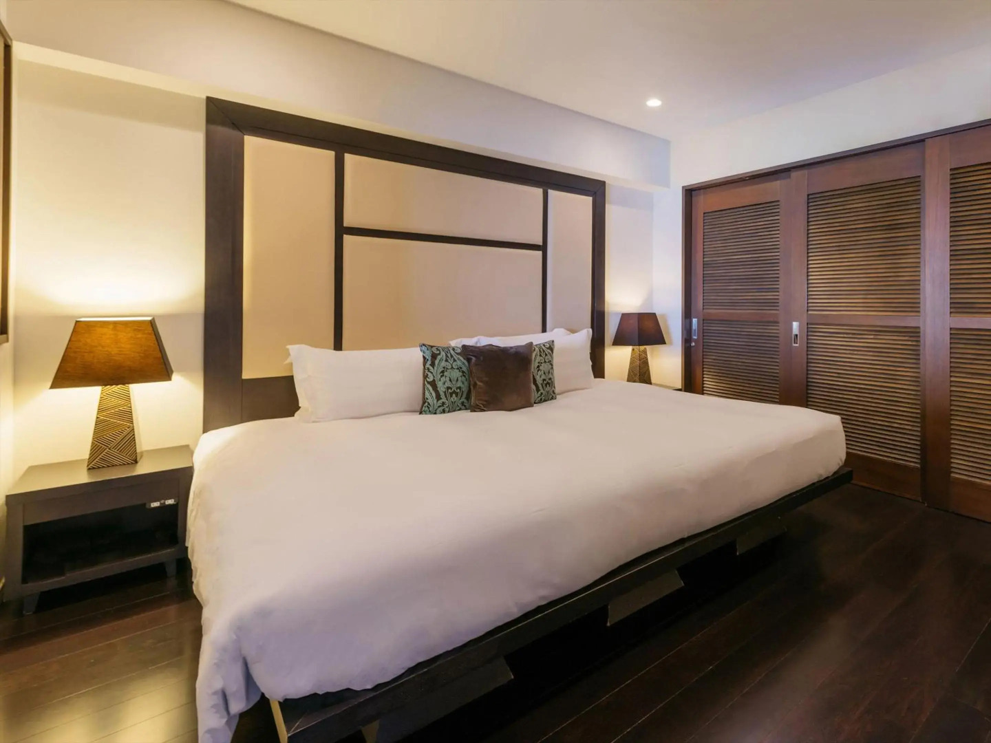 Kafuu Resort Fuchaku Condo Hotel