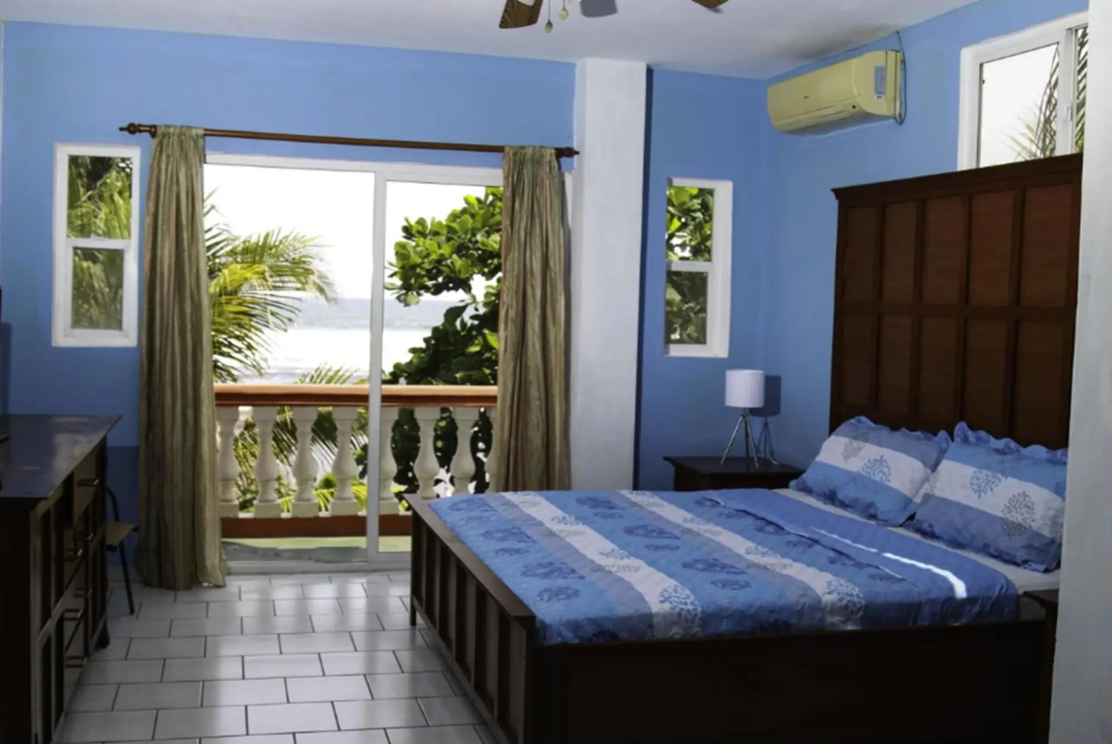 SABAS Beach Resort