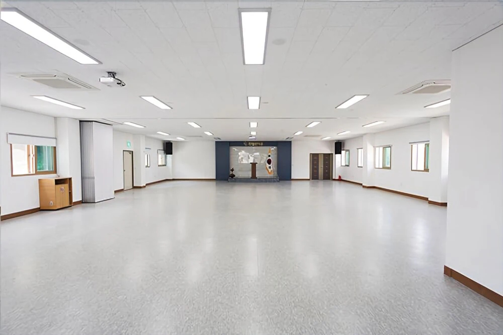 Yongggwang Healing Convention Town