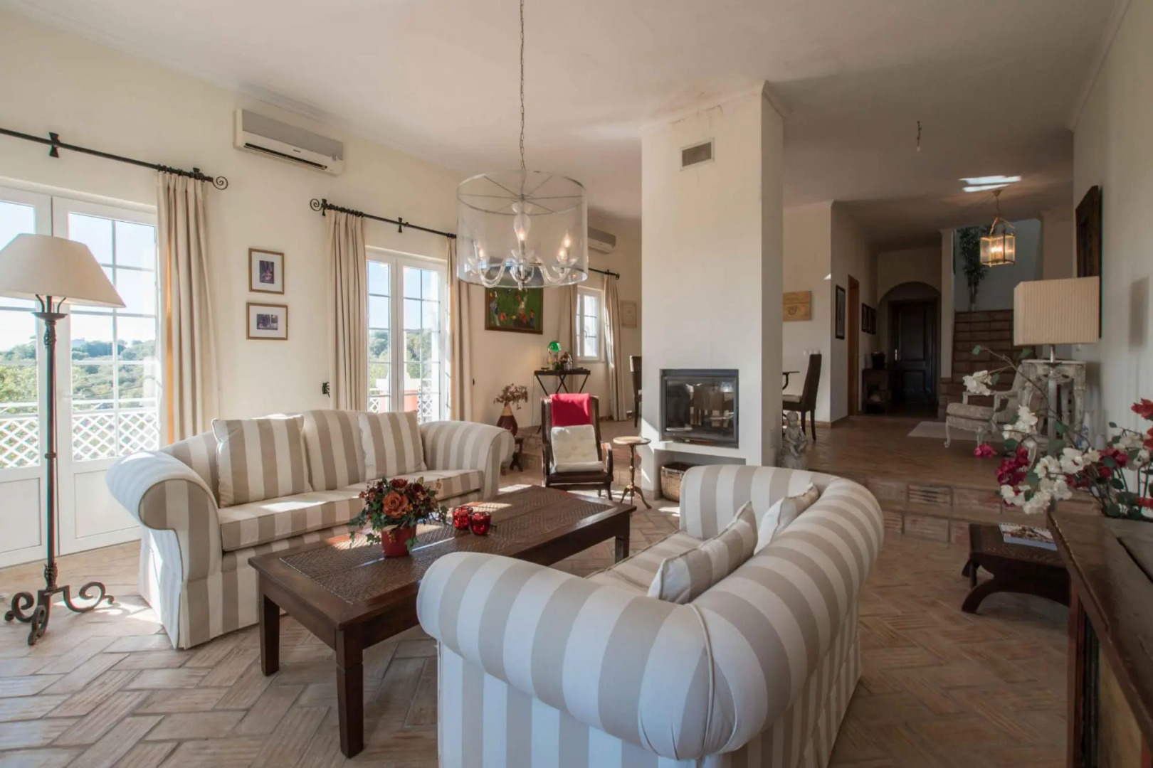 Villa Corotelo by Portucasa