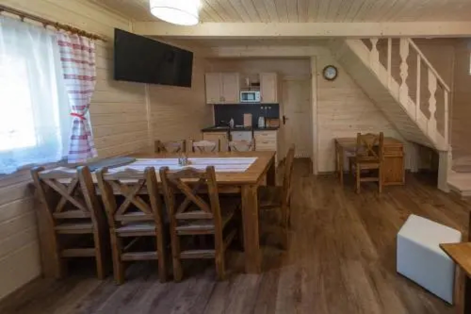 Chatovy Rezort Lopusna Dolina