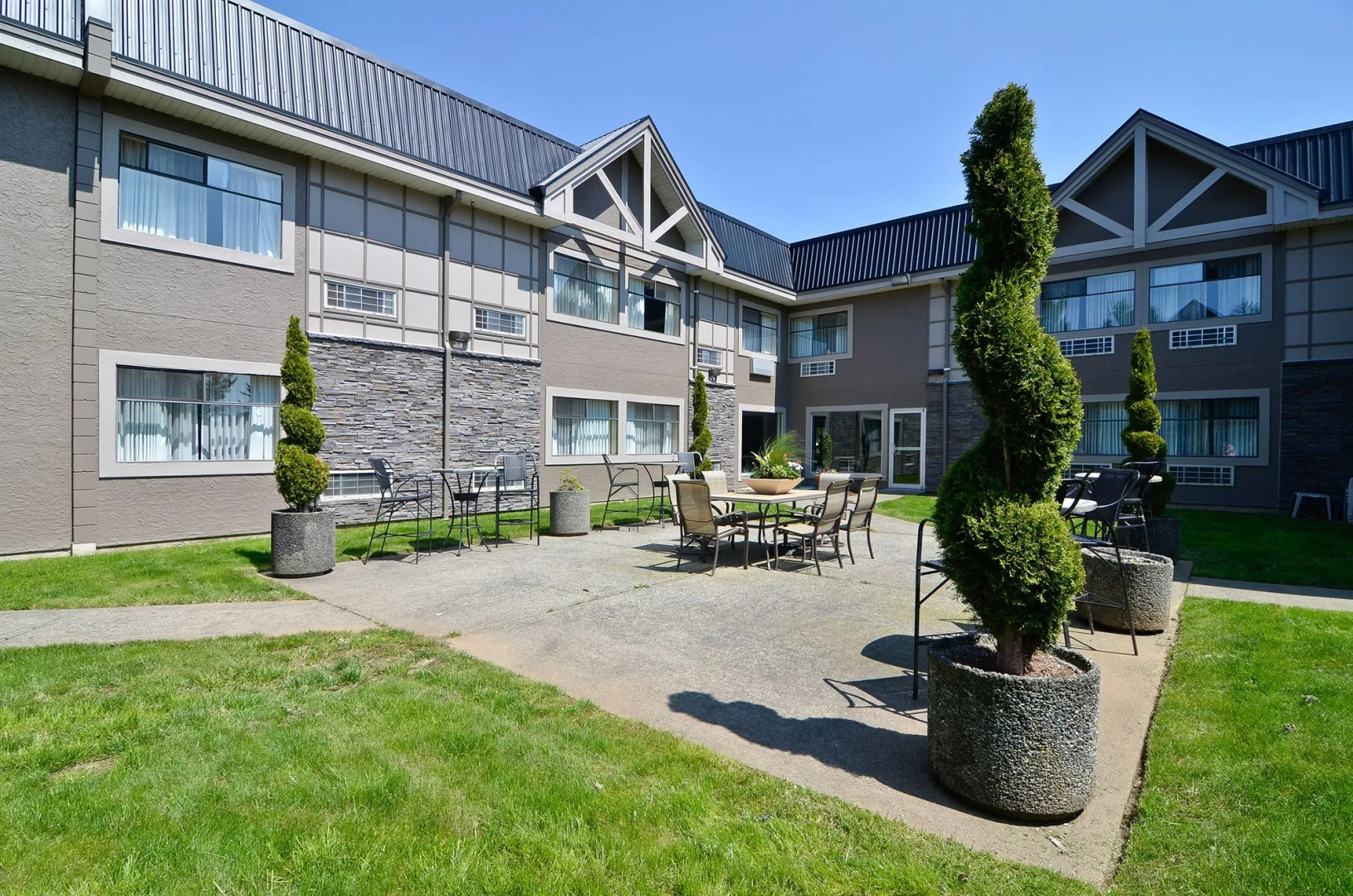 Best Western Plus Regency Inn & Conference Centre