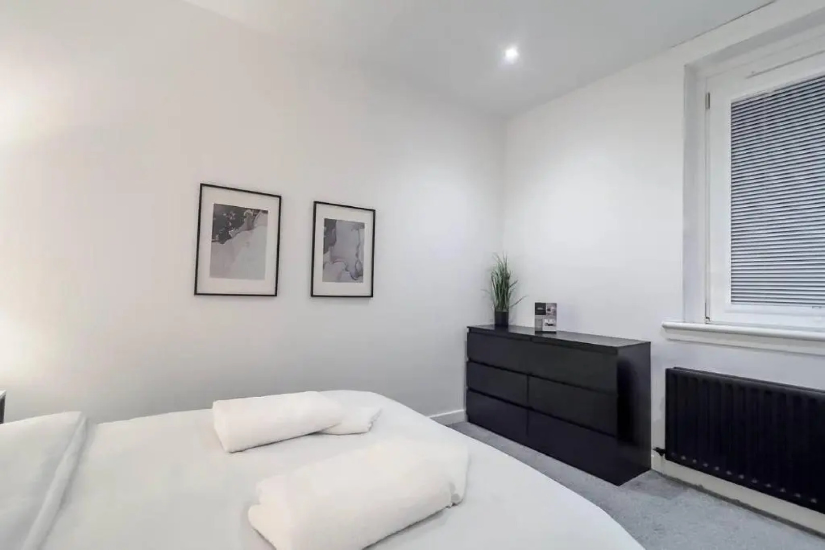 Stunning Luxury Apartment Near Motherwell