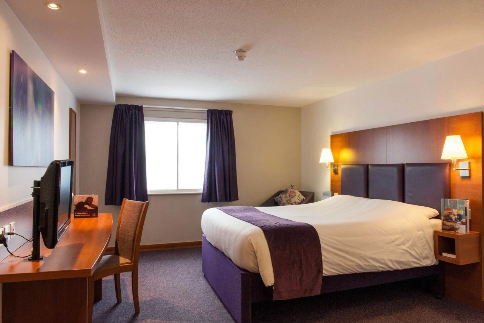 Premier Inn Swansea City Centre